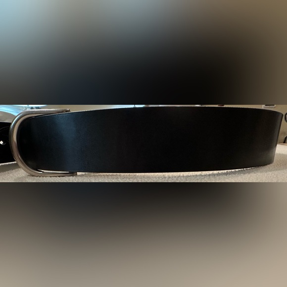 Women's Black Belts (bundle of two) - Picture 6 of 10